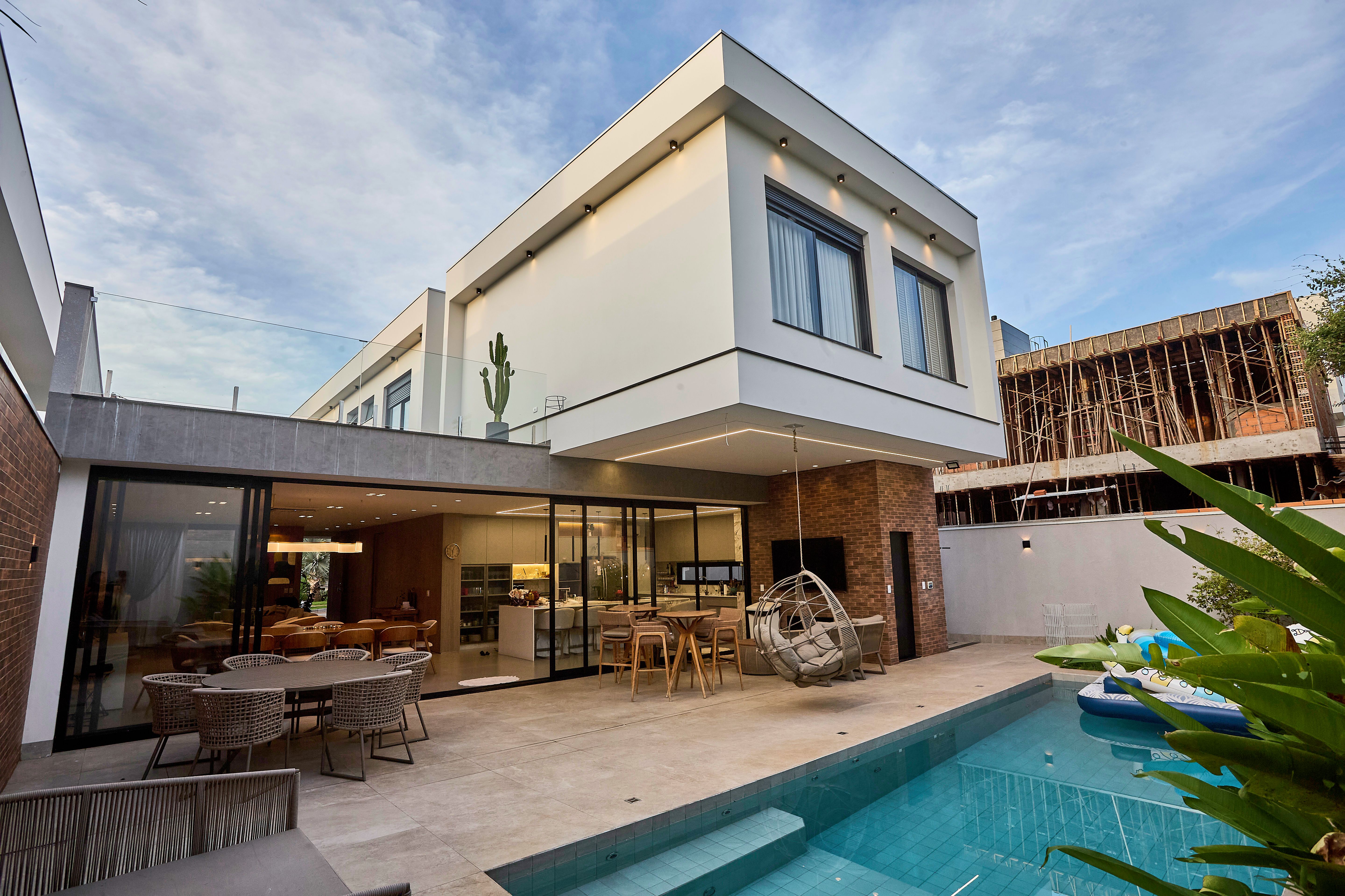 Residência minimalista em Tamboré